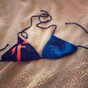 Fox baithing suit top size M