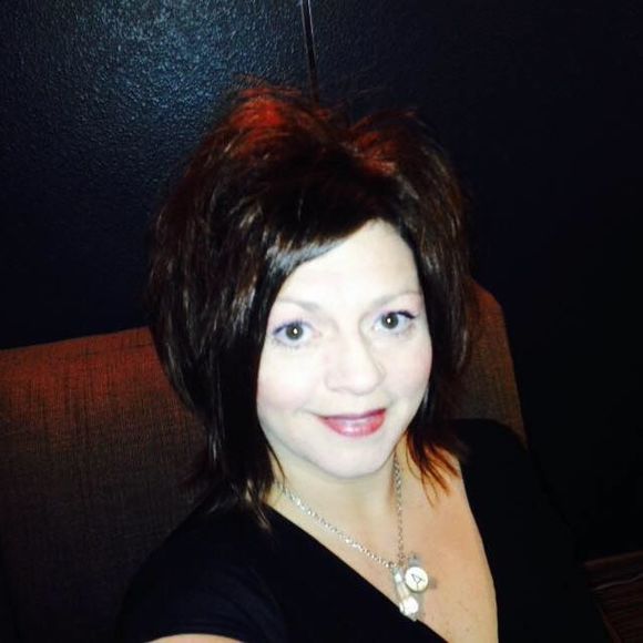 Meet your Posher, Ashleigh