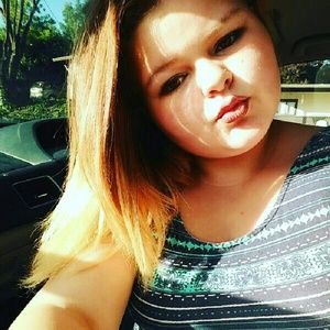 Meet your Posher, Helena