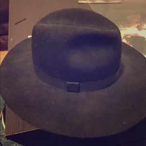 Wool, wide brimmed fedora.