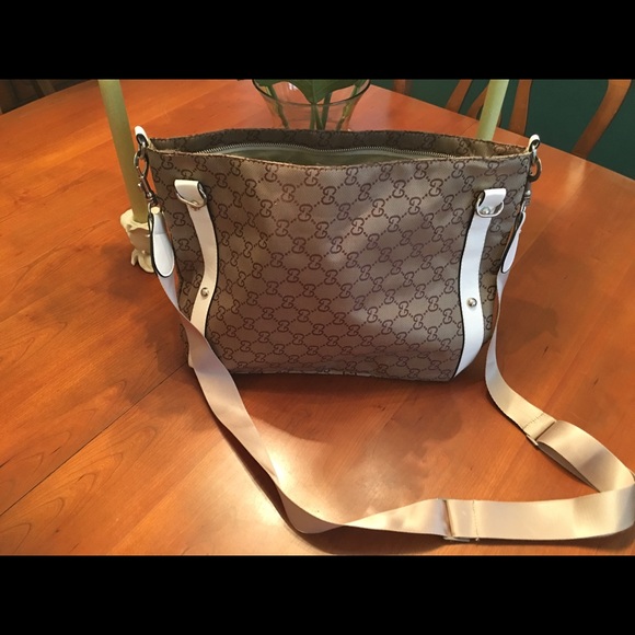 Tan Gucci logo Satchel