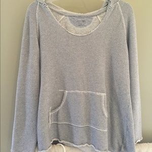 Cozy Calvin Klein Cardigan/Sweater 🍃