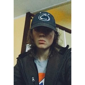 Meet your Posher, Adam