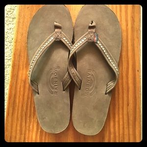 NWOT Swarvarski rainbows