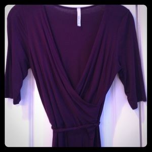 Gilli Size Medium Knit Purple Wrap Dress
