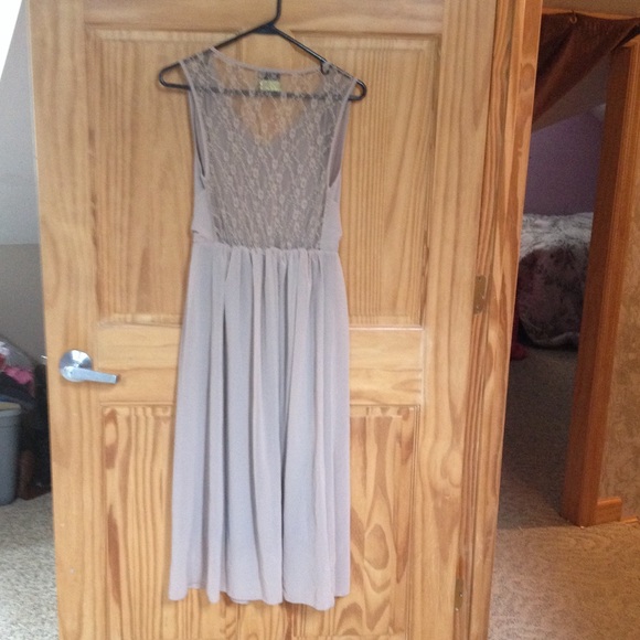 Dress - Picture 2 of 3