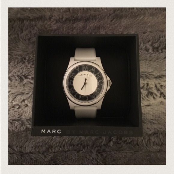 marc jacobs watch