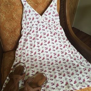 Adorable Floral Sun Dress 🌺