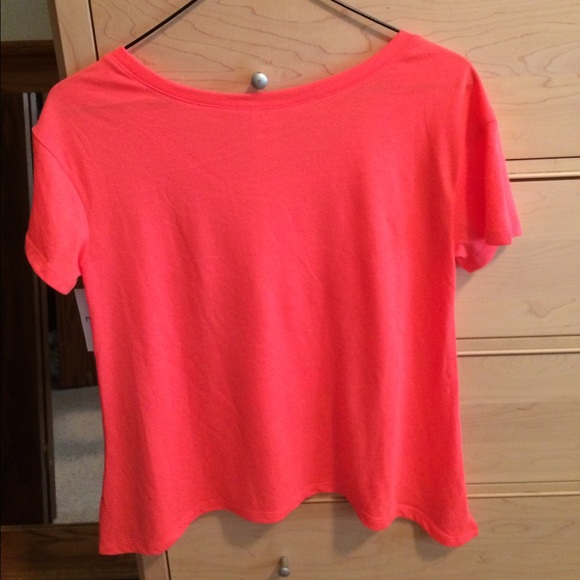 Top - Picture 2 of 2