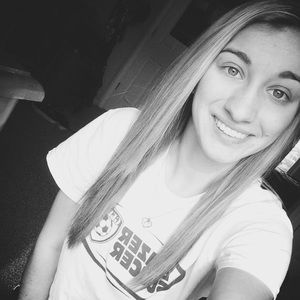 Meet your Posher, Dani