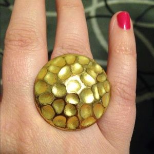 Gold ring