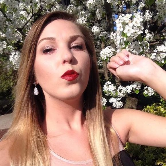 Meet your Posher, Shannon - Picture 1 of 1