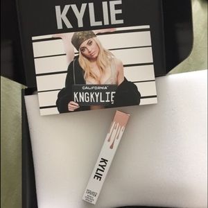 Kylie cosmetics metal matte lipstick HEIR new