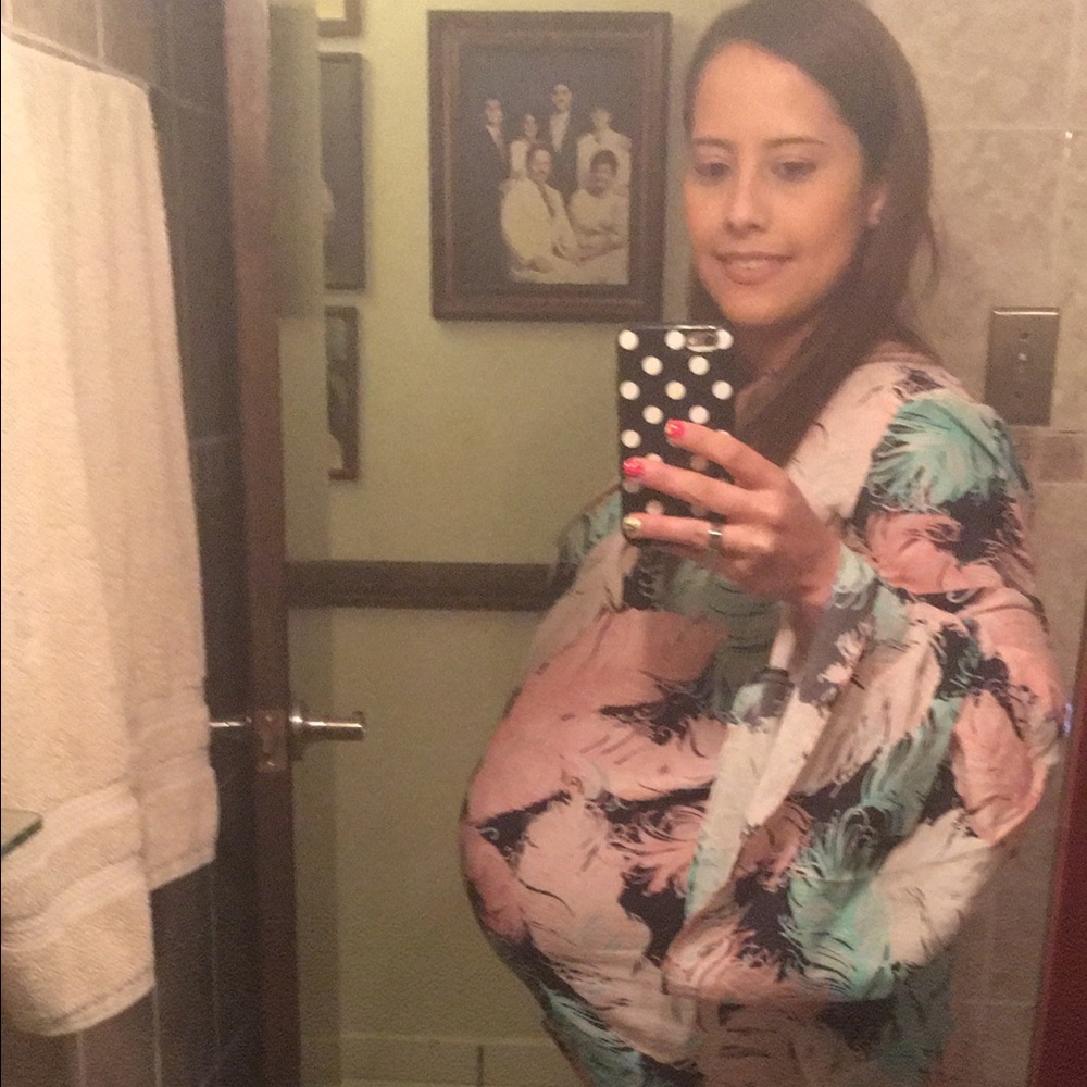 Second baby almost there!!! 😃😃😱😱😱😃😃😃