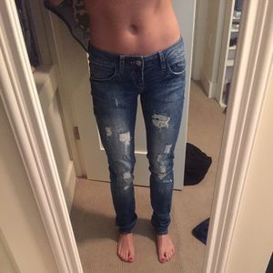 Zara Trafaluc low rise ripped jeans