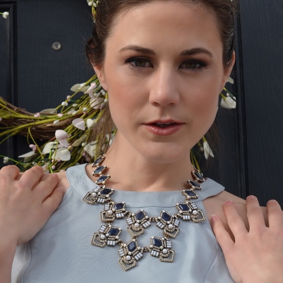 Meet your Posher, Amber - Picture 2 of 3