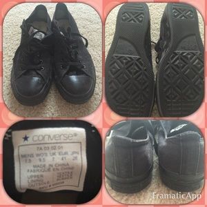 = Black Converse Low Tops =