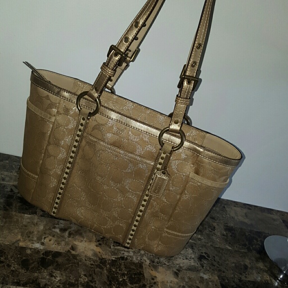 Authentic coach purse