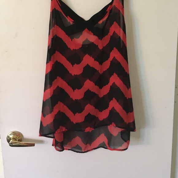 Chevron top
