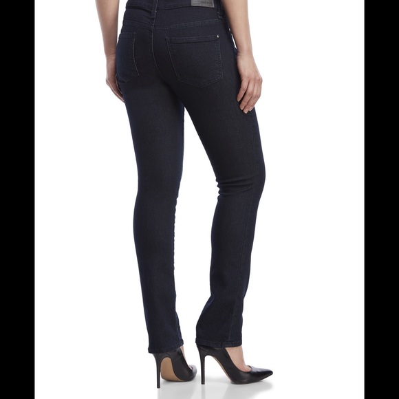 DKNY soho straight leg/skinny  jeans