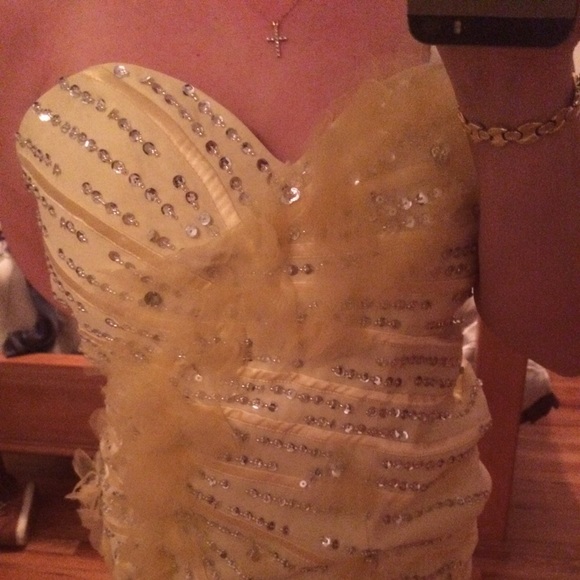 Prom dress - Picture 8 of 8