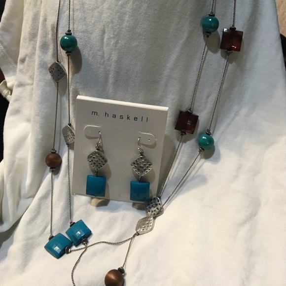 Macy's Jewelry - NWT Matching necklace earrings set