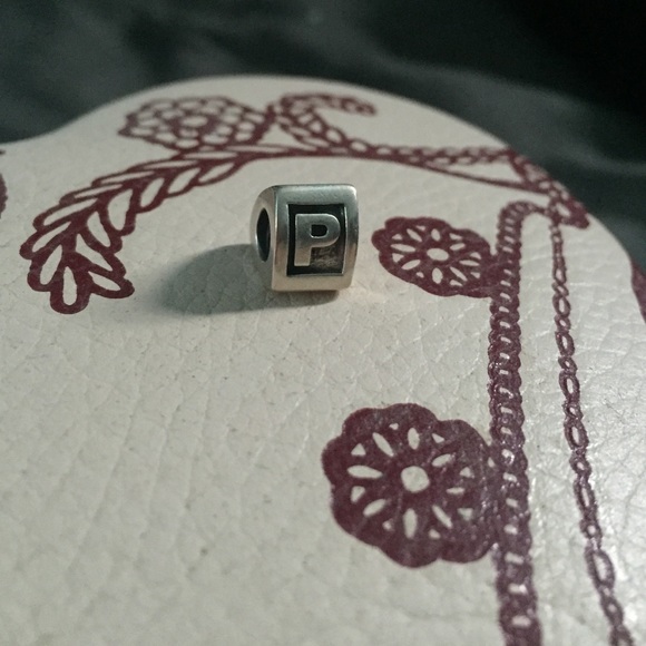 Pandora bead