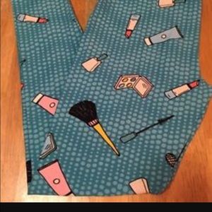 Tall and Curvy TC makeup leggings- worn 1x LuLaRoe