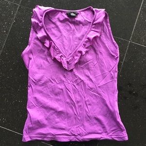 H&M ruffle v neck top