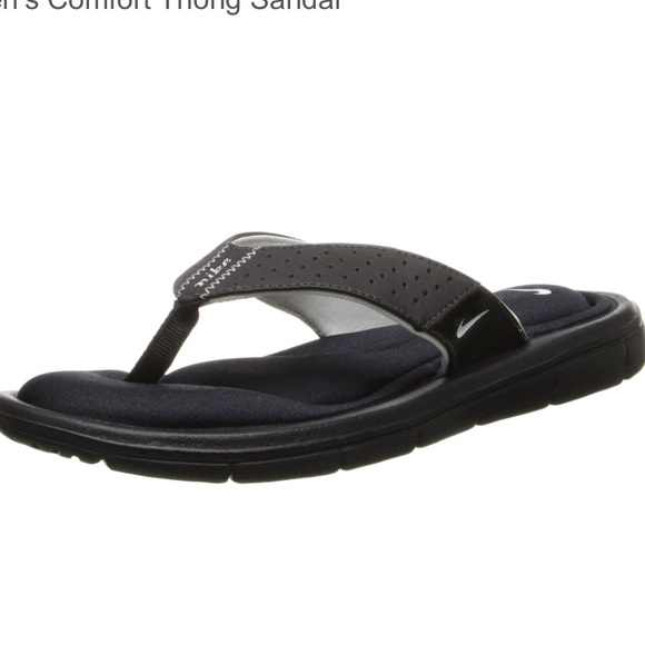 Womens Nike comfort sandals. Size 7.