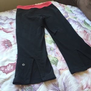 Size 4 Lululemon Capri Pants