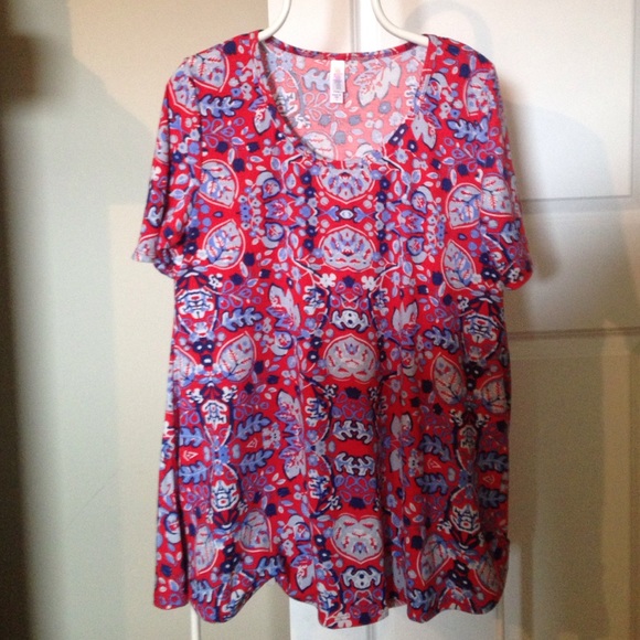 Lularoe perfect tee