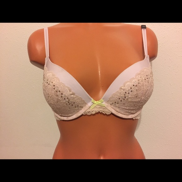 Victoria secret bra new