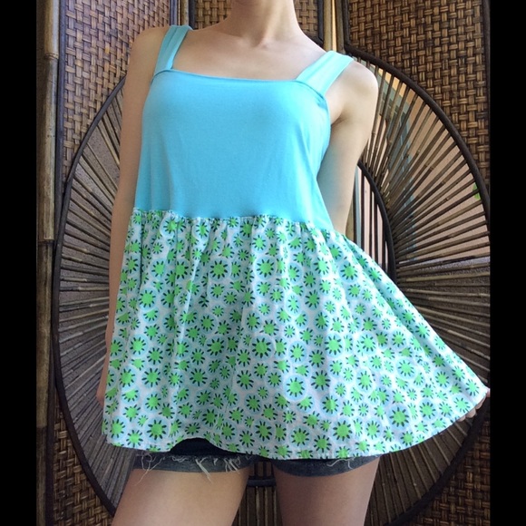 Anthropologie Tops - ⬇️ $35 Kobieta Neon Mod Flower Power Tank Anthropologie Tops - ⬇️ $35 Kobieta Neon Mod Flower Power Tank