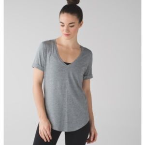 Lululemon tee