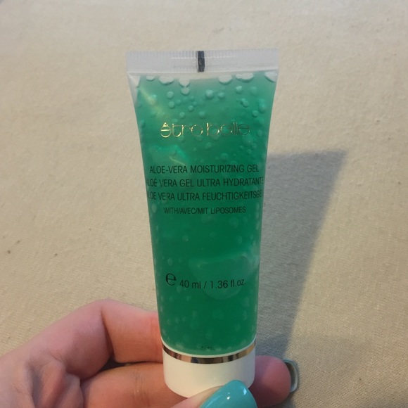 🌿 être belle aloe-vera moisturizing gel 🌿