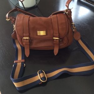 Marc Jacobs cross body messenger bag