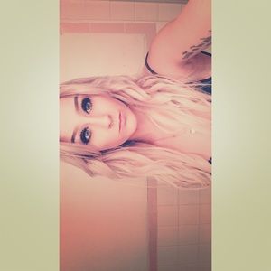 Meet your Posher, Meagan