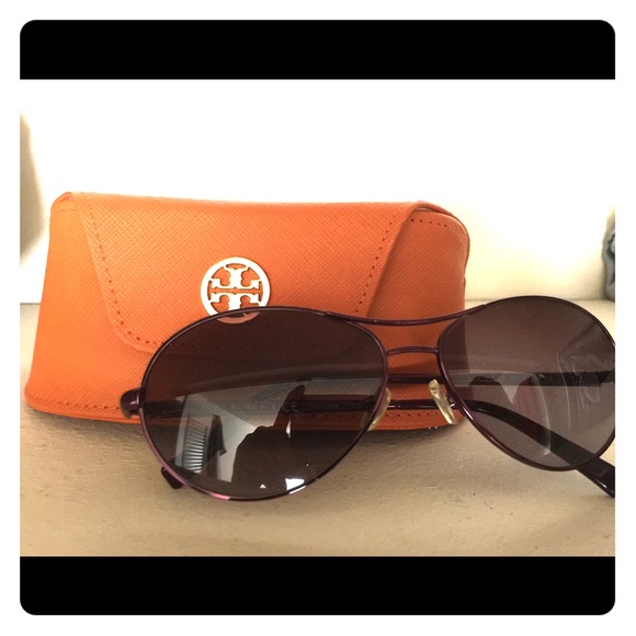 Tory Burch Sunglasses with case