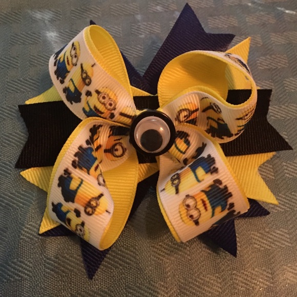 Minion bow hair clip