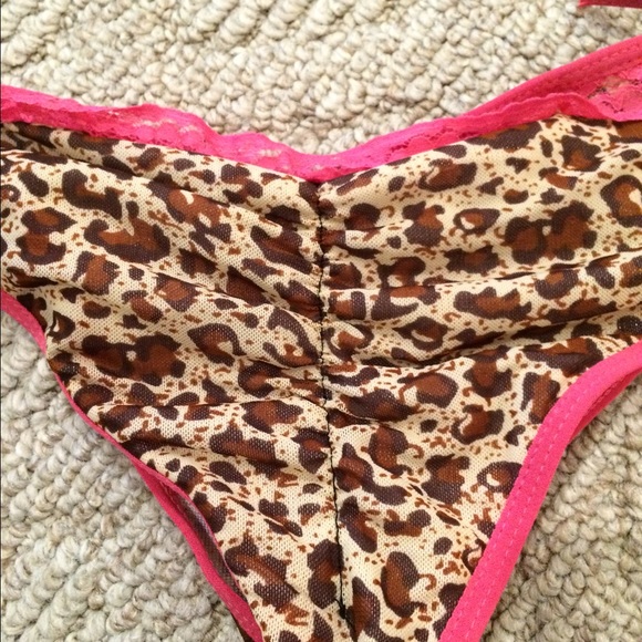 Leopard Bikini - Picture 2 of 2