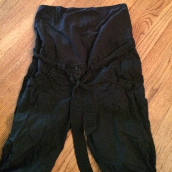Lightweight maternity pants