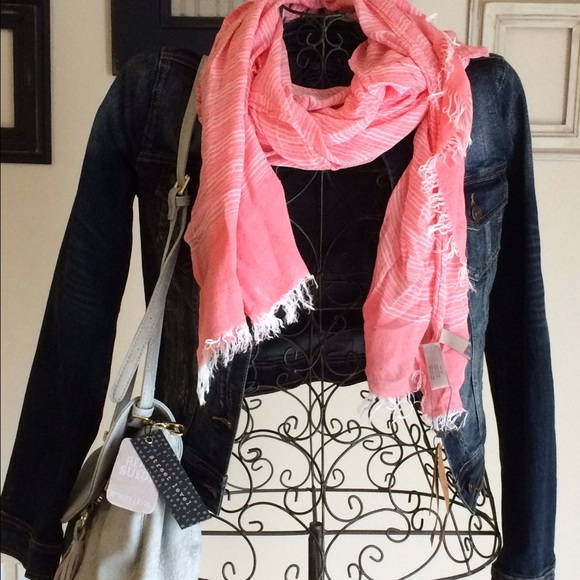 Look brand Coral colored Scarf - Picture 2 of 4