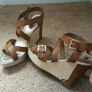 Wedge buckle Sandals