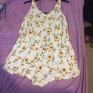 Sunflower Romper🌻
