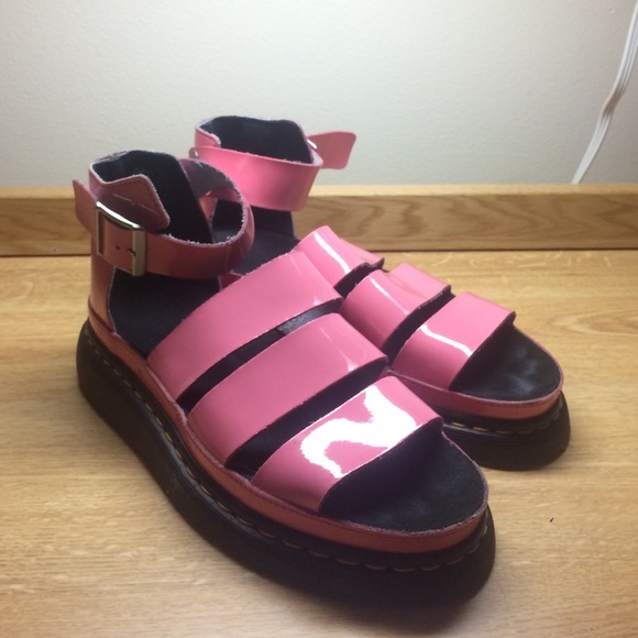 Dr Martens Clarissa sandal size 8 women's