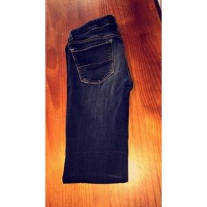 AE Dark Wash Skinny Jeans Size 4