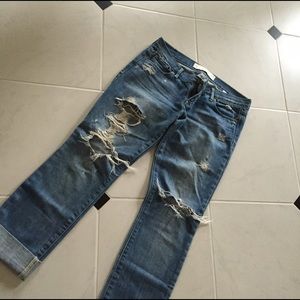 Abercrombie & Fitch ripped jeans size 0S or 25