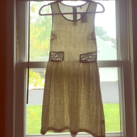 Cream dress with black lace - Picture 1 of 3
