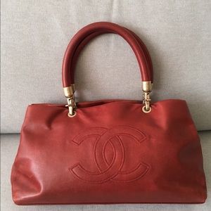 Authentic Chanel Caviar Shoulder Bag